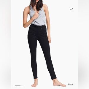 Rag and Bone High Rise Skinny Jeans in Black -
size 27